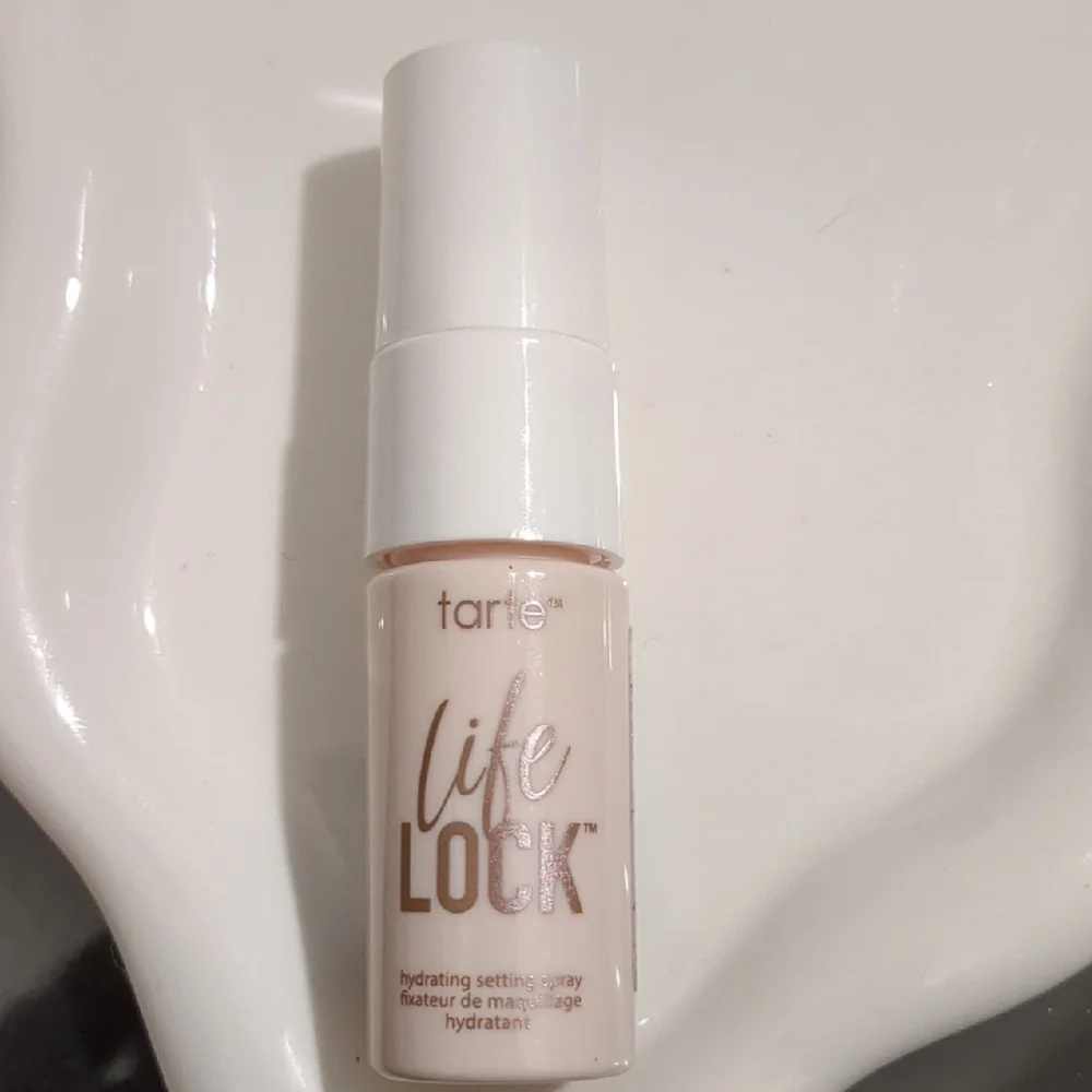 Hydrating Setting Spray